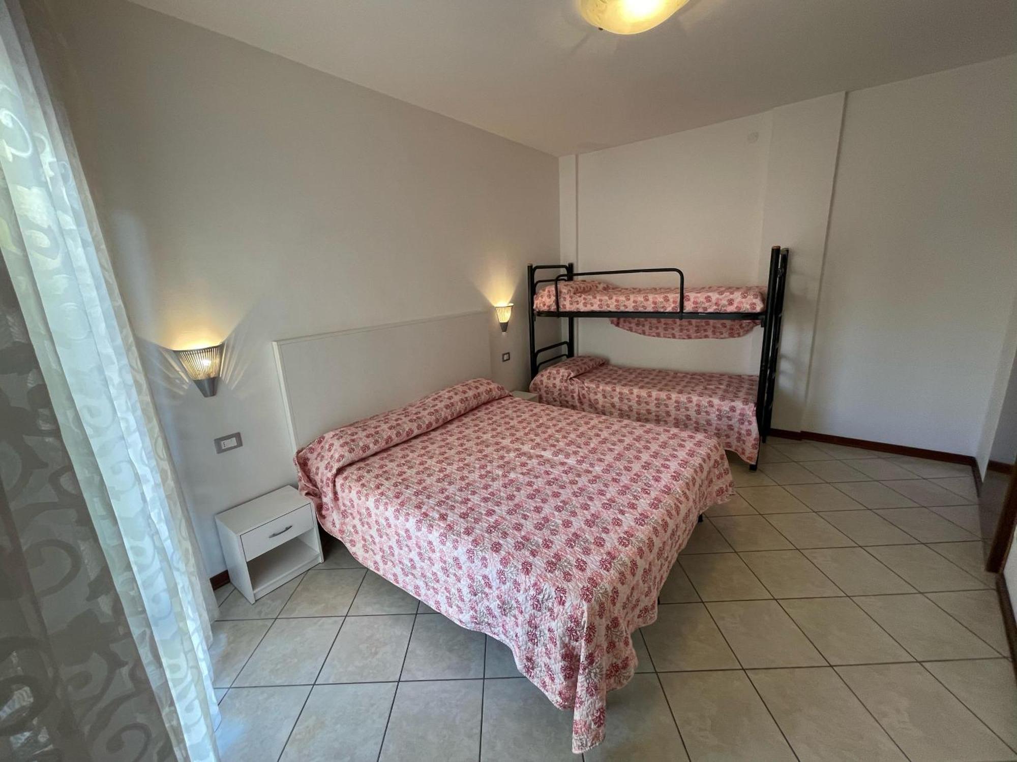 Residence Mediterraneo - Agenzia Cocal Каорле Екстер'єр фото
