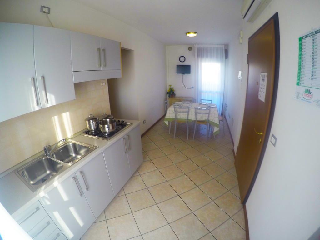 Residence Mediterraneo - Agenzia Cocal Каорле Номер фото